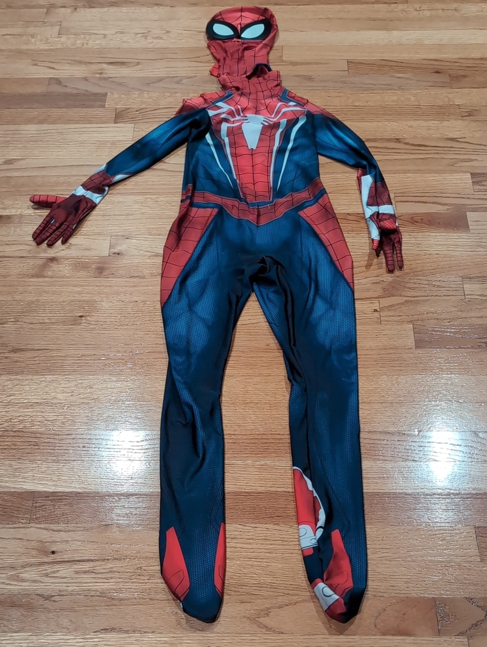 MCU Insomniac Spider-Man 2018 Cosplay Suit - Picture 2 of 8